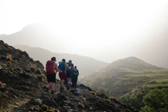 Mooie foto's van de Toubkal Trekking afgelopen week. Wandelen over bergpassen, slapen in berberdorpjes en een mooie top beklimmen! Marokko  was weer mooi. We kijken alweer uit naar de volgende tocht in oktober!

#trekking #toubkal #morroco #marroko #atlas #jebeltoubkal #trekking #trektocht #hiken #hiking #bergsport @mountainnetwork